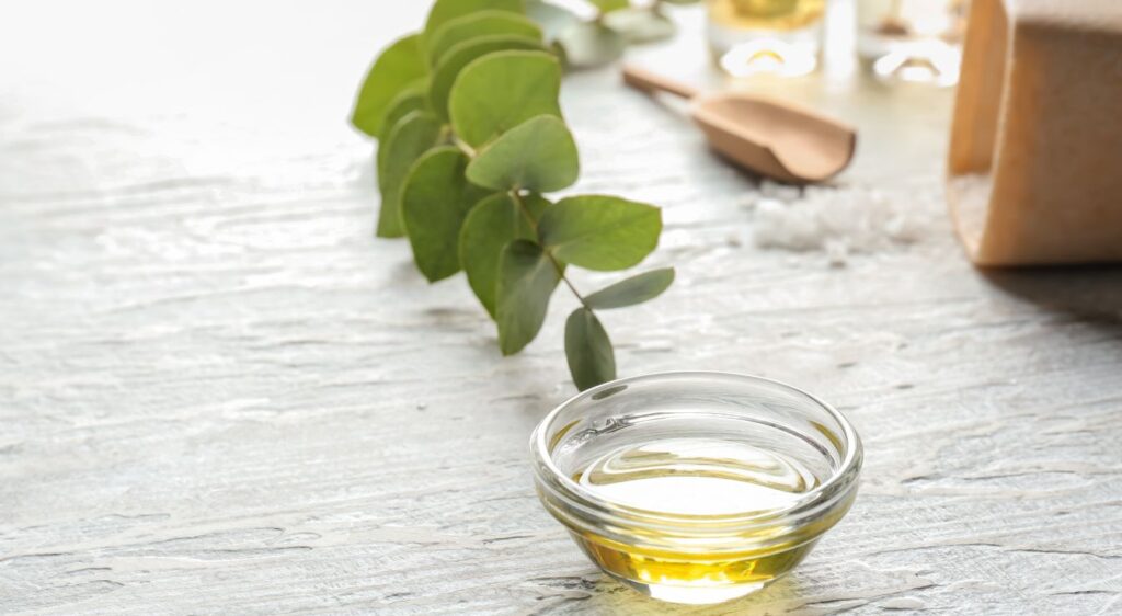 huile essentielle d'eucalyptus citronné douleurs articulaires musculaires