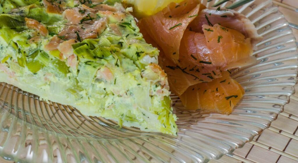 tarte au saumon fumé et aux poireaux