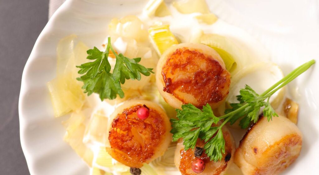 noix de st jacques aux poireaux